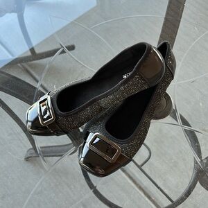 NWOT Bernal soft Footwear size 9